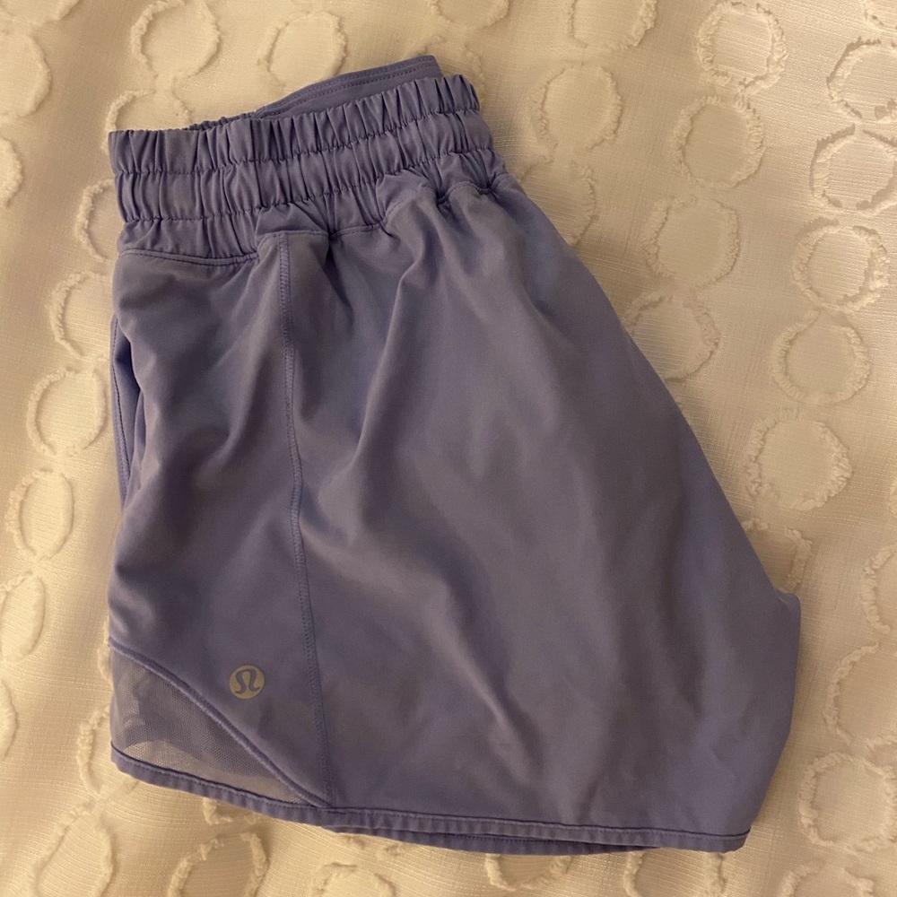 WOMENS LULULEMON SHORTS